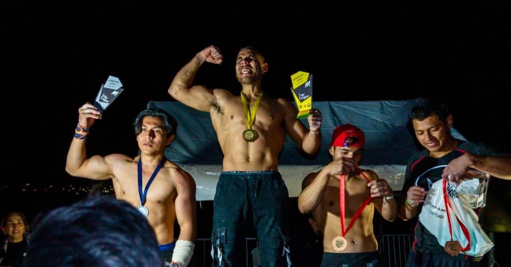 These are the top 3 athletes from the Metropolitan Battles 2024 calisthenics competition, namely Jose Angel Hermosillo (Cuate), Alejandro Cetzal and Hugo Gomez. This is the cover image of the Metropolitan Battles 2024 blog.