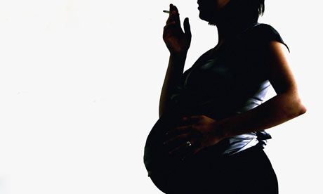 zwangere vrouw roken