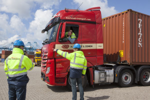 150428 APM Terminals Hosts Global Safety Day