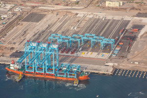 150930 v2 APM Terminals Lazaro Cardenas Mexico receives new cranes