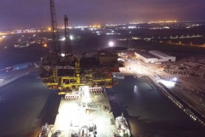 Shell Brent Delta Platform load-in at ABLE Seaton Port