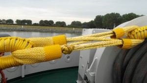 Lankonect connection with protective sleeves and extra protection in the rope eyes.