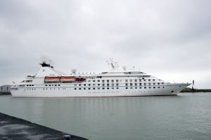 Radio Holland performs two bridge upgrades for boutique cruise line Windstar